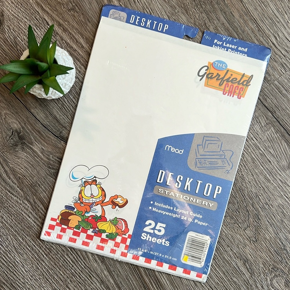 VINTAGE Garfield desktop stationery by Mead 1996, 25 sheets stationary NEW!